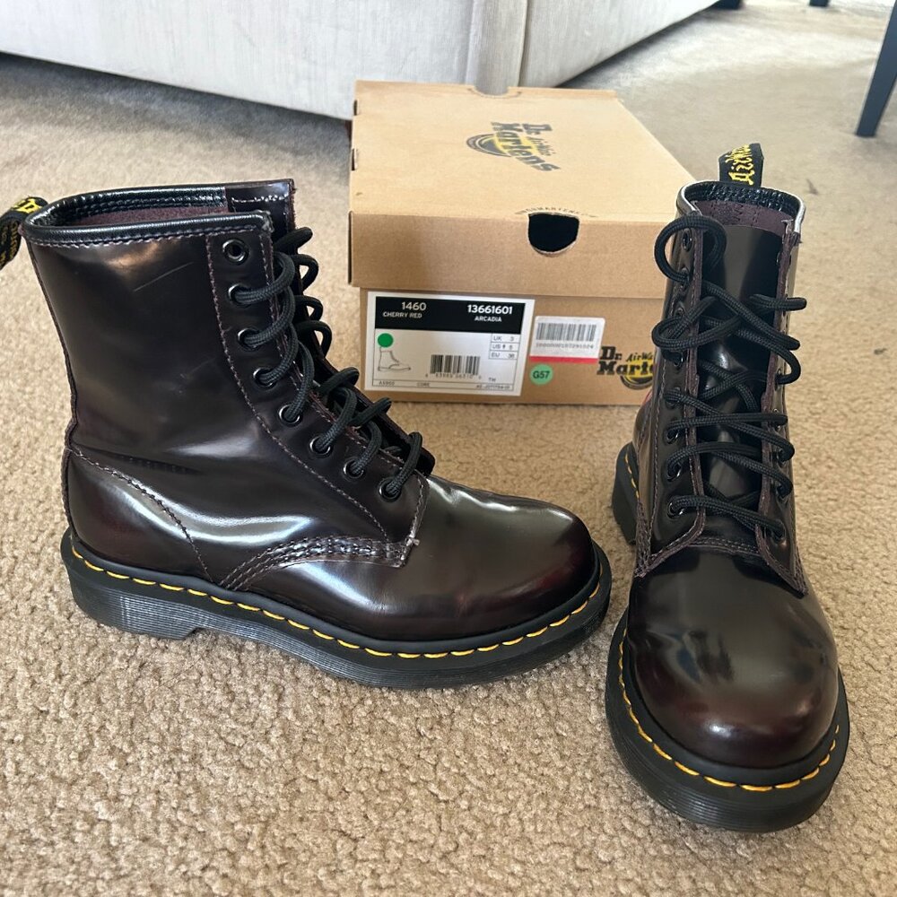 Dr. Martens 1460 8 Hole Women's Arcadia Cherry Black Leather Boots Sz 5  36